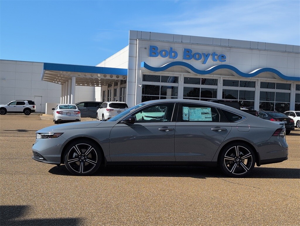 2025 Honda Accord Hybrid Sport photo 2