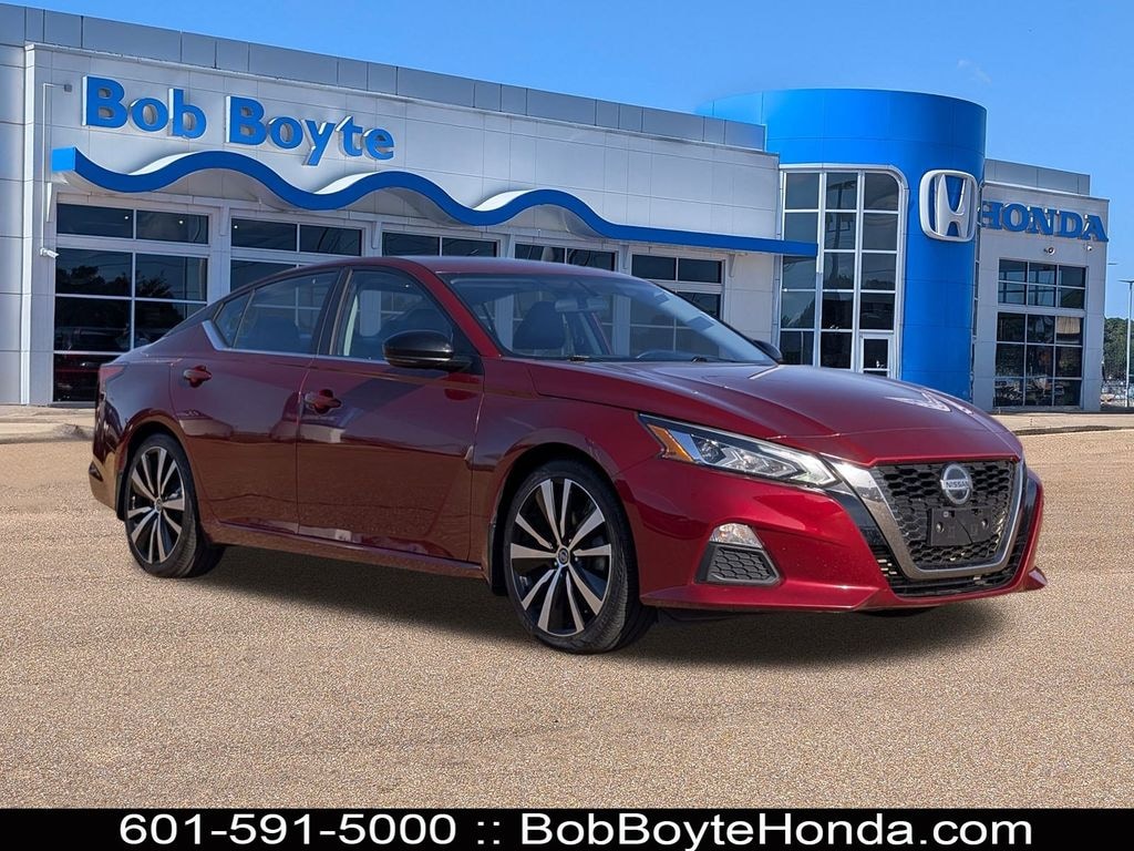 Used 2019 Nissan Altima 2.0 SR Sedan