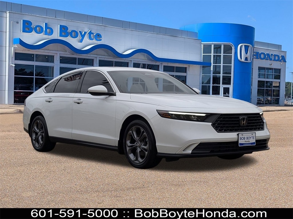 2023 Honda Accord EX's photo