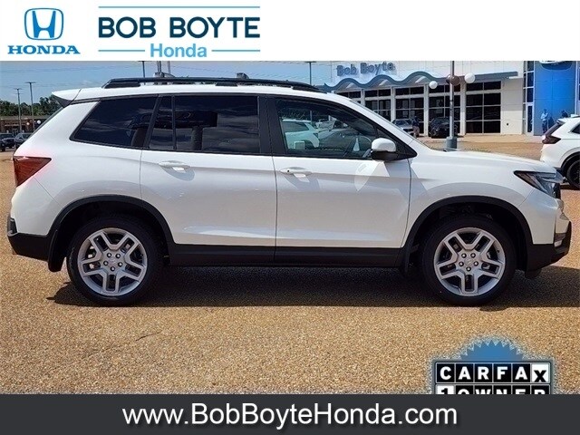 2024 Honda Passport EX-L photo 2