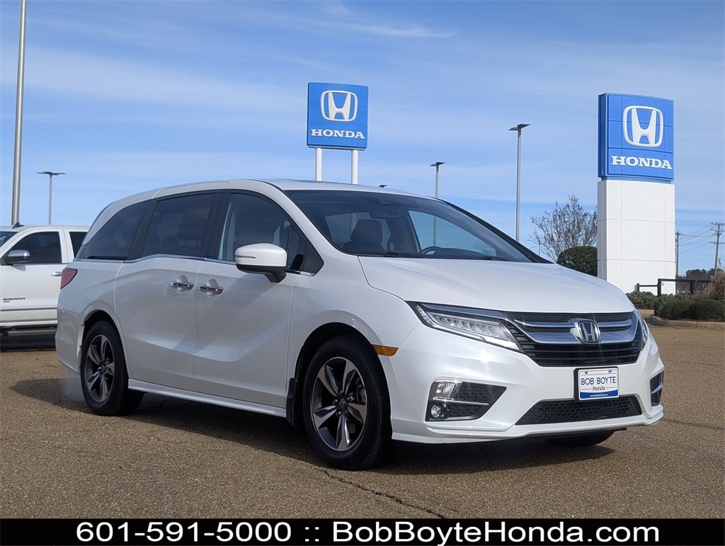2020 Honda Odyssey Touring's photo