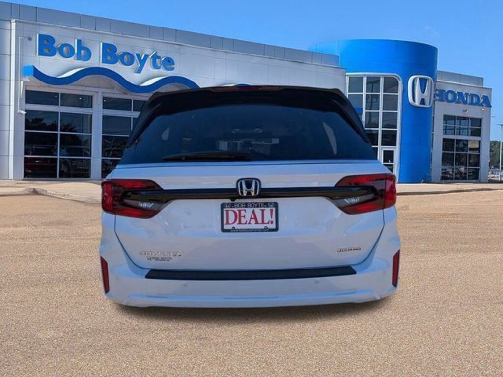 New 2026 Honda Odyssey Touring Minivan/Van