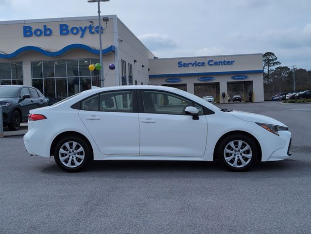 Used 2023 Toyota Corolla LE Sedan