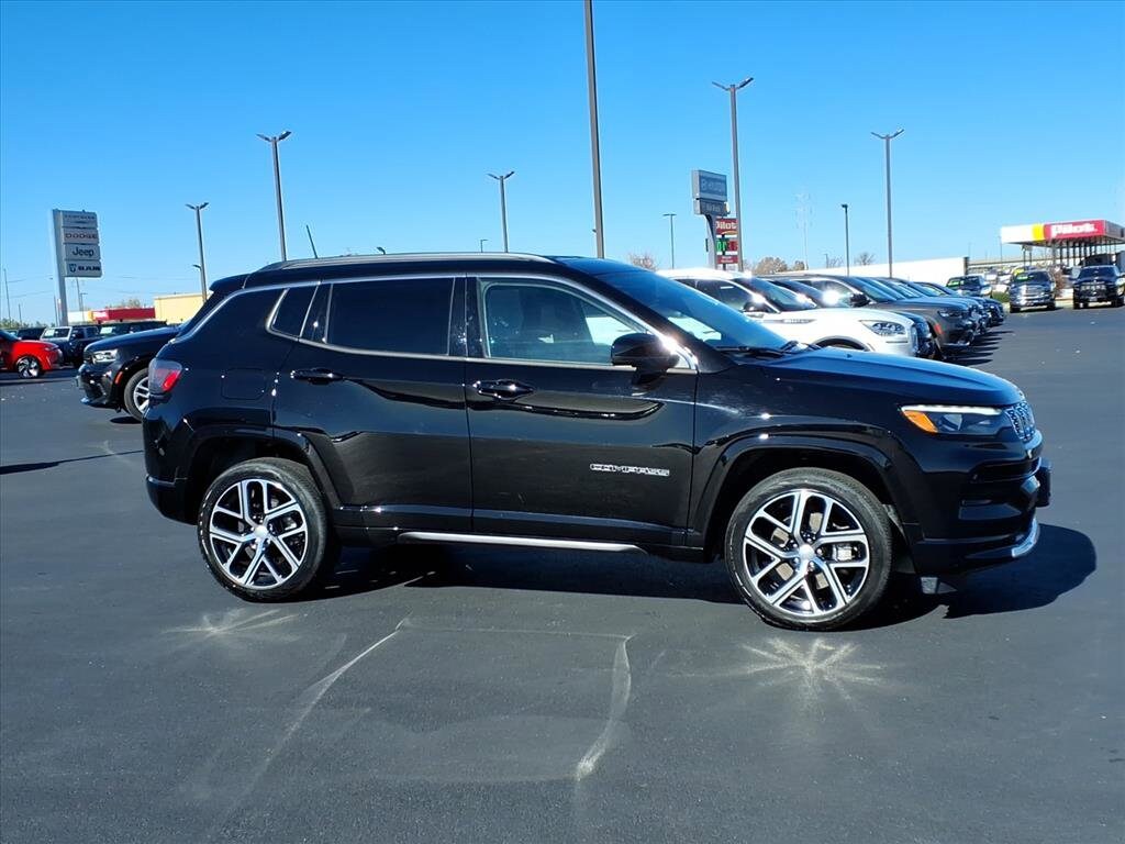 Used 2024 Jeep Compass Limited SUV