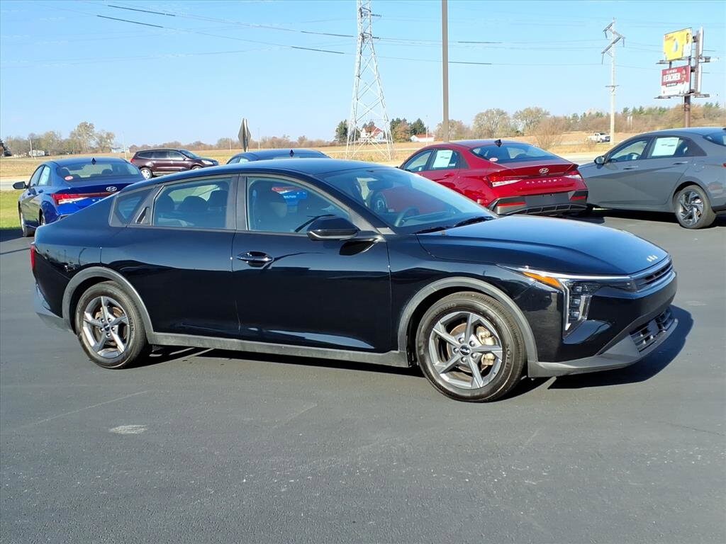 Used 2025 Kia K4 LXS Sedan