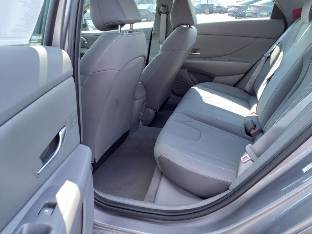 Used 2024 Hyundai Elantra SEL Sedan