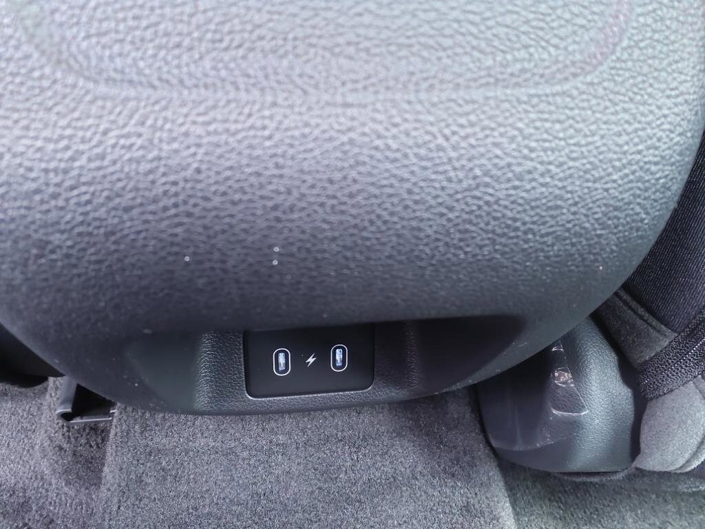 Used 2025 Hyundai Sonata SE Sedan