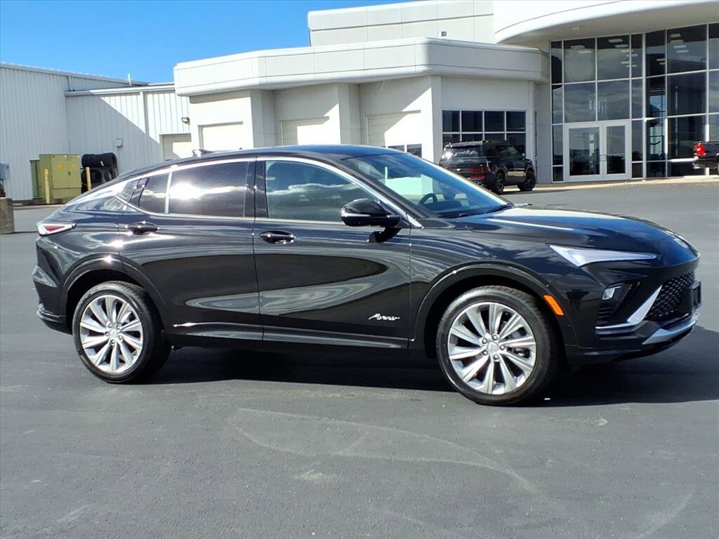 Used 2024 Buick Envista Avenir SUV