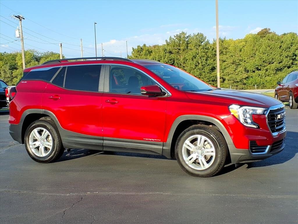 Used 2024 GMC Terrain SLE SUV