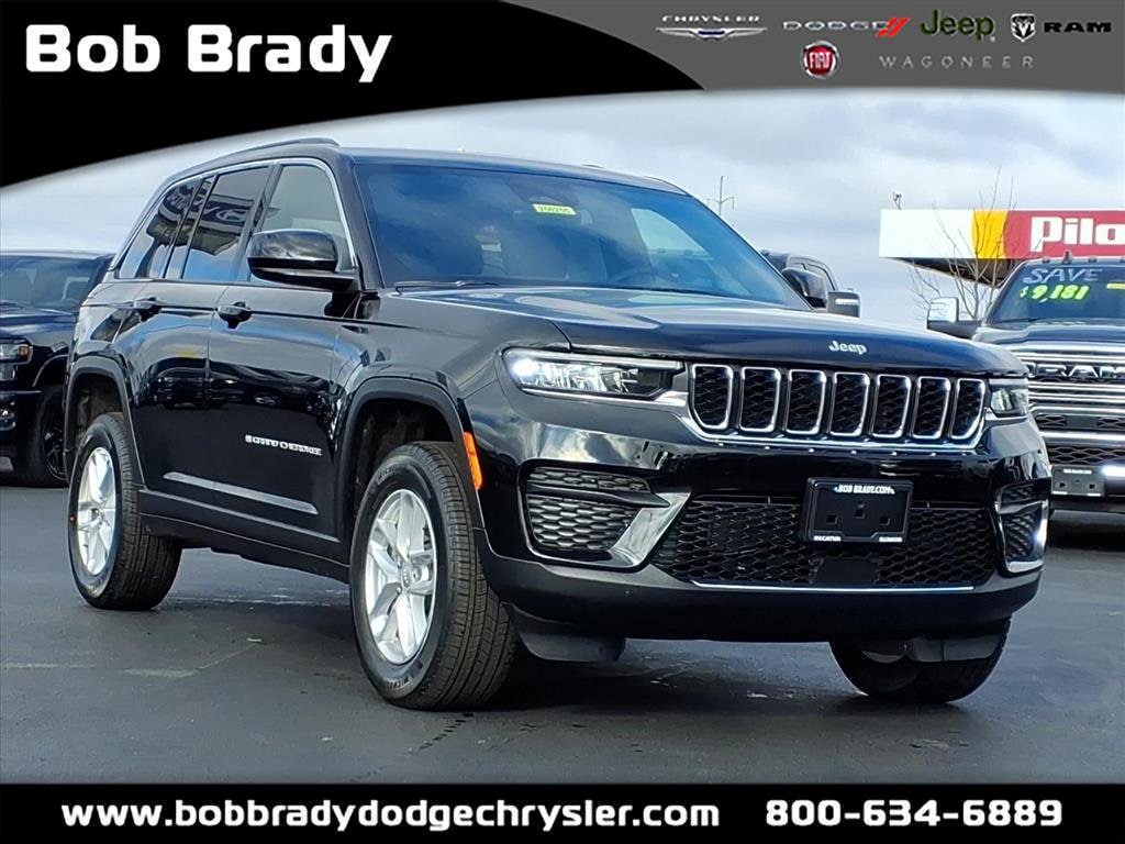 2025 Jeep Grand Cherokee Laredo's photo