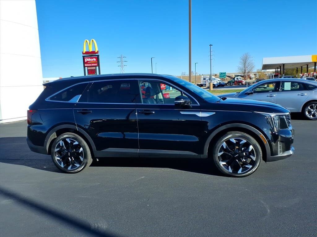 Used 2024 Kia Sorento SX SUV