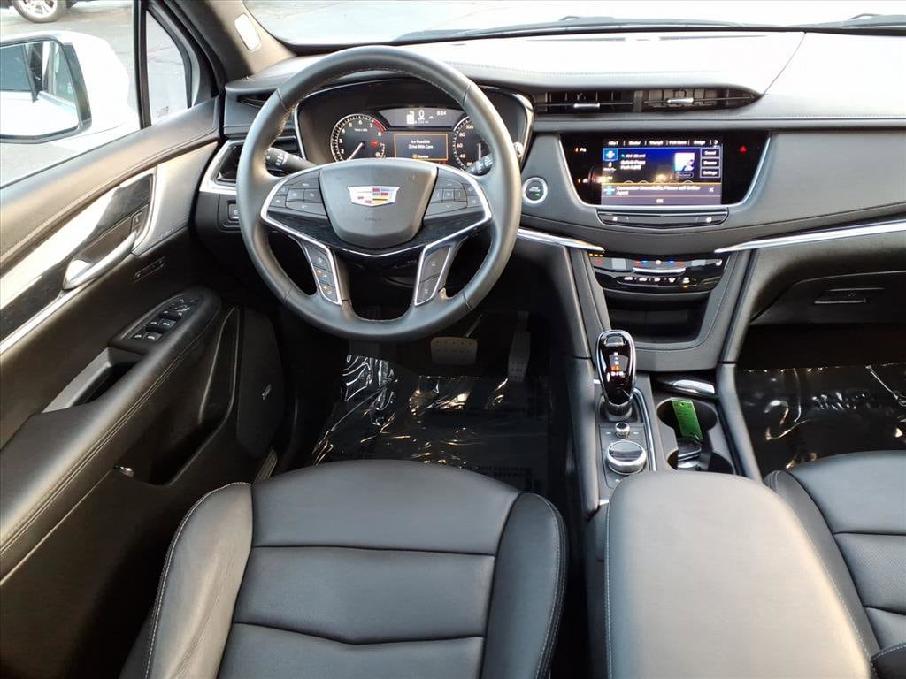 Used 2025 CADILLAC XT5 Premium Luxury SUV