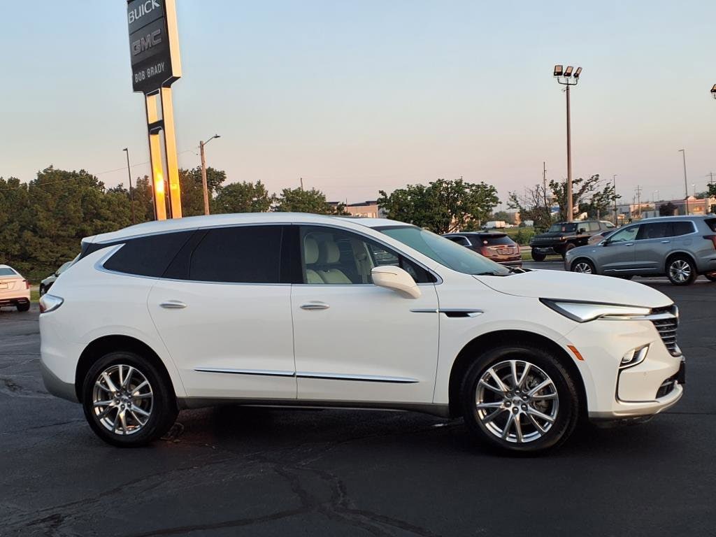 Used 2023 Buick Enclave Essence SUV