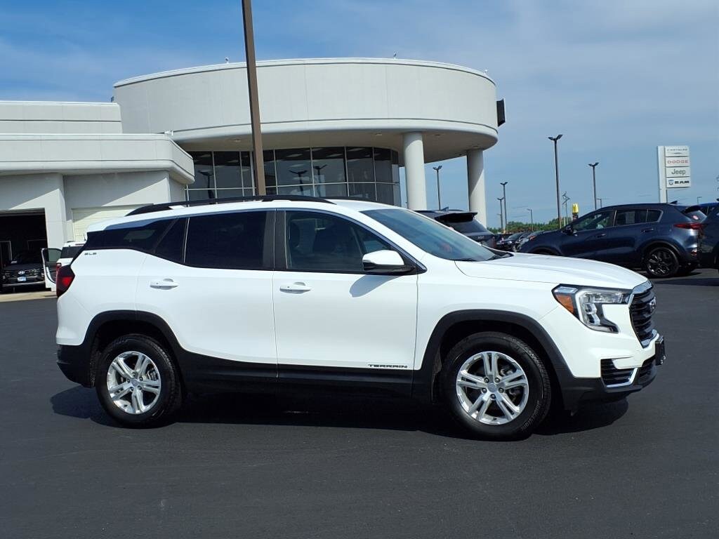 Used 2023 GMC Terrain SLE SUV