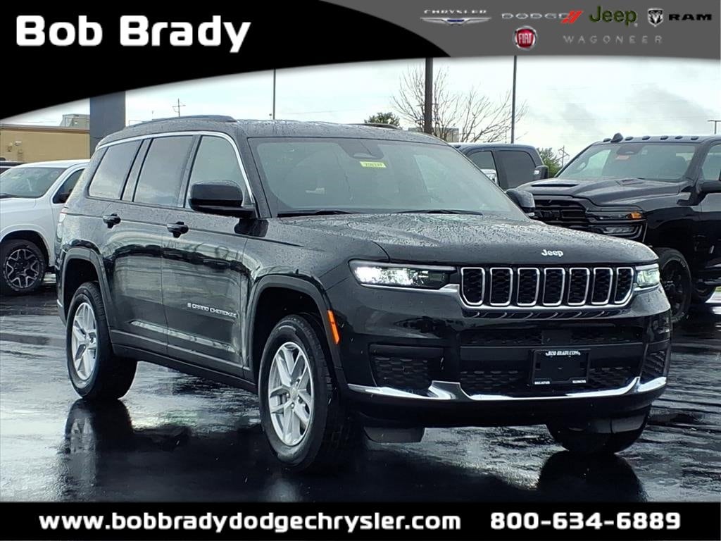 2025 Jeep Grand Cherokee L Laredo's photo