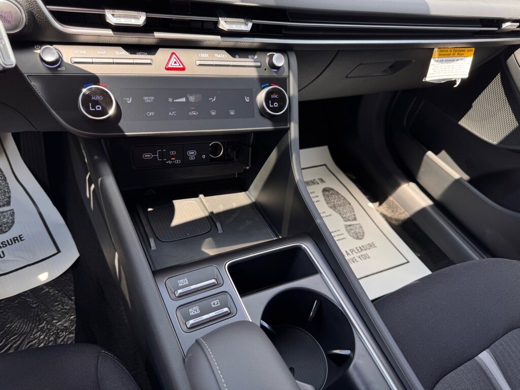 Used 2025 Hyundai Sonata Hybrid SEL Sedan