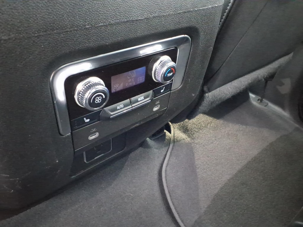 Used 2022 GMC Yukon AT4 4x4 AT4 SUV