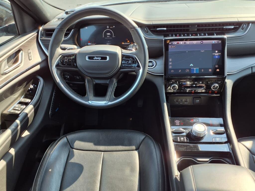 Used 2022 Jeep New Grand Cherokee Overland SUV