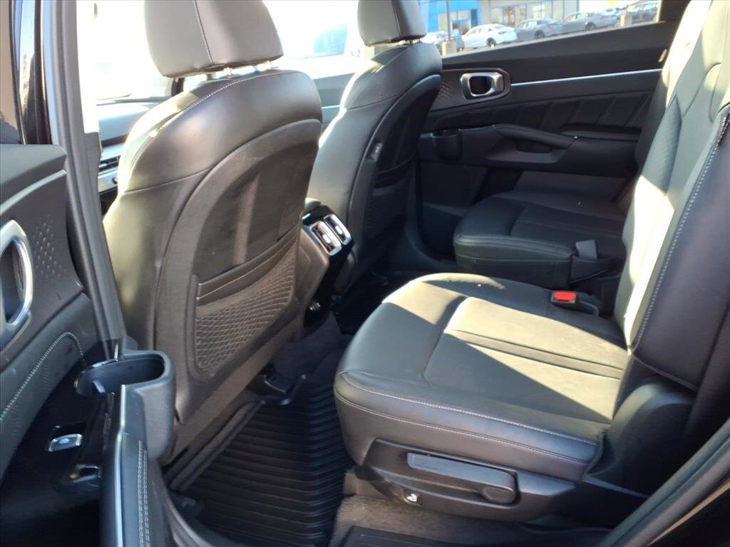 Used 2024 Kia Sorento SX SUV