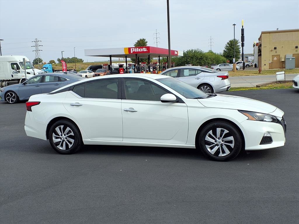 Used 2022 Nissan Altima 2.5 S Sedan