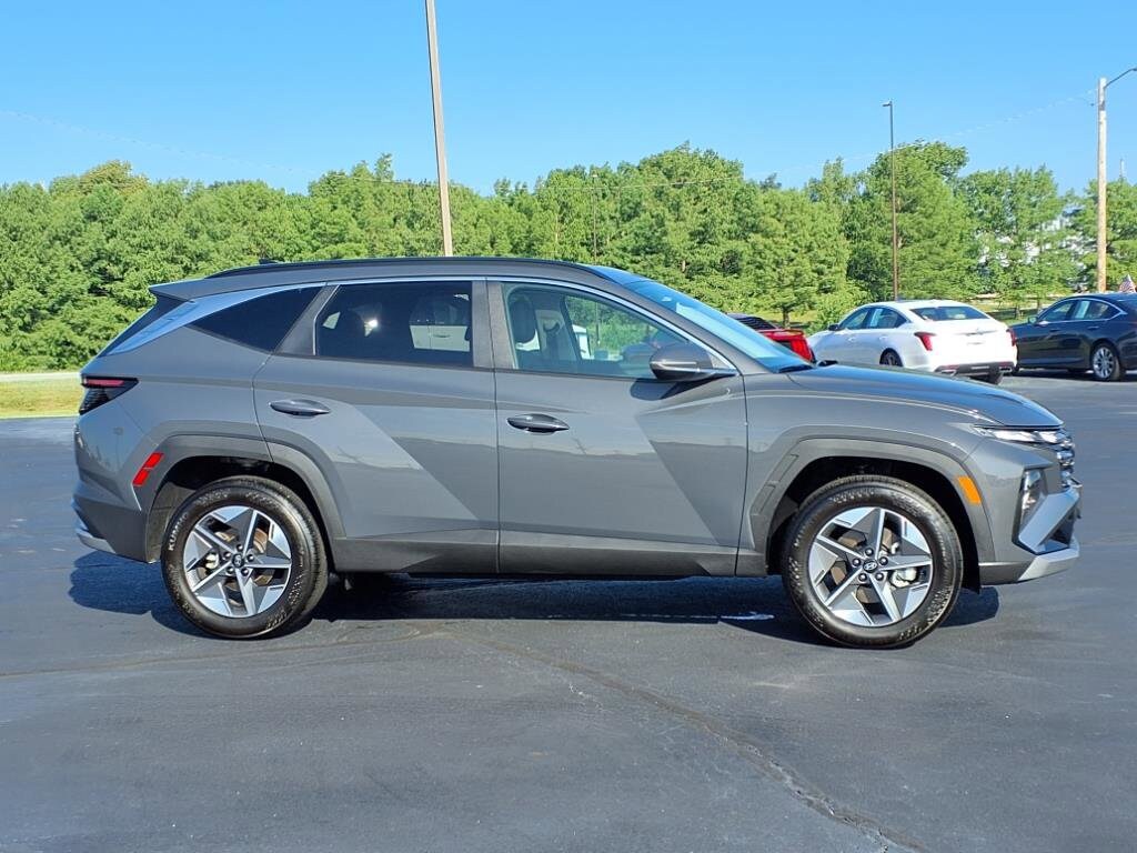 Used 2025 Hyundai Tucson SEL Convenience SUV