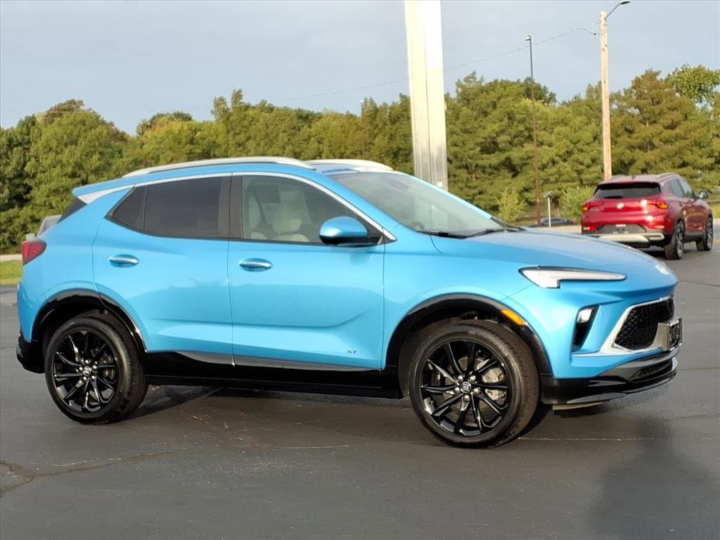 Used 2025 Buick Encore GX Sport Touring SUV