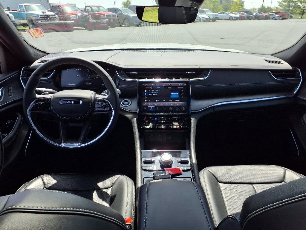 Used 2024 Jeep Grand Cherokee Overland SUV