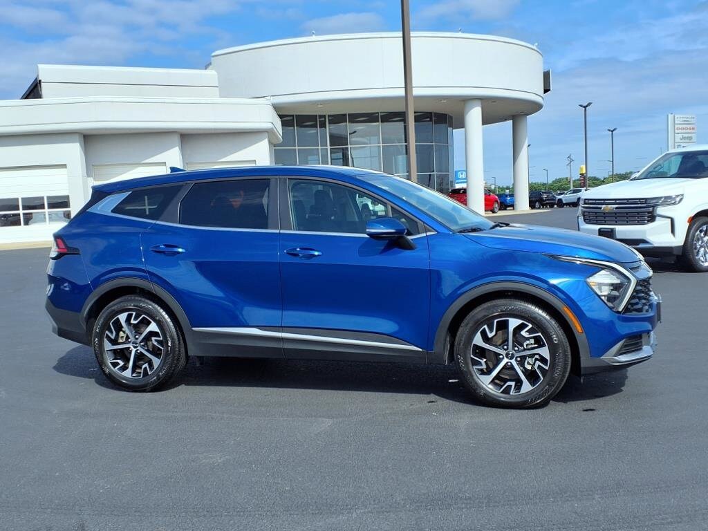 Used 2023 Kia Sportage EX SUV