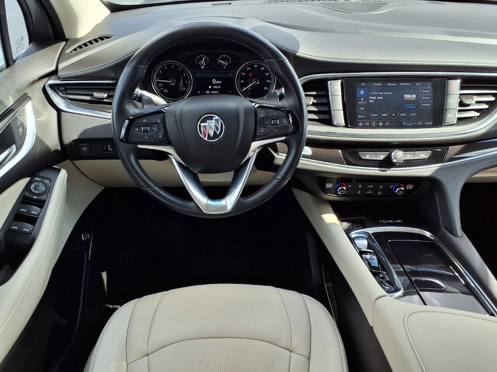 Used 2023 Buick Enclave Essence SUV