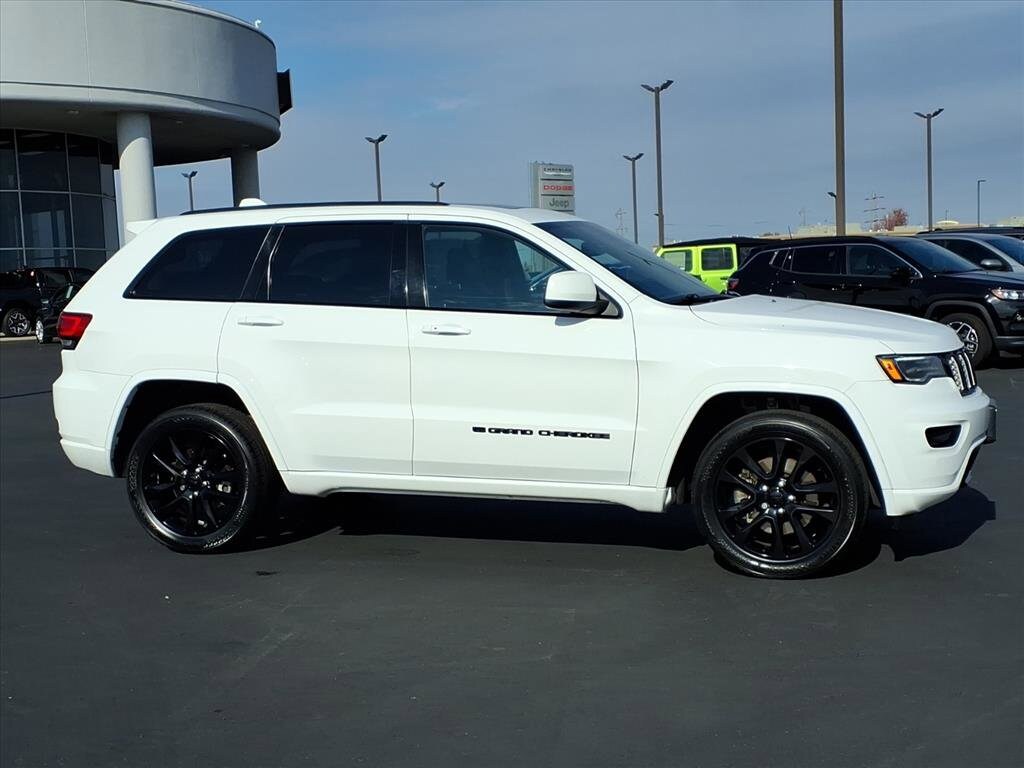 Used 2022 Jeep Grand Cherokee WK Laredo SUV