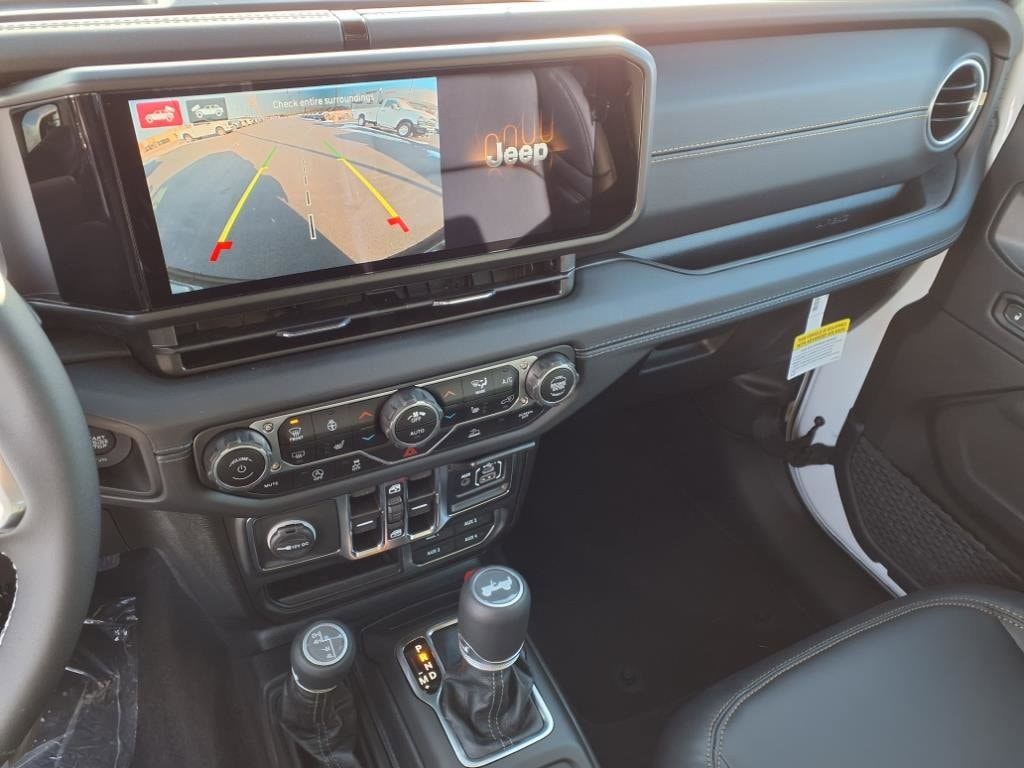 2025 Jeep Wrangler 4-Door Sahara - Photo 7