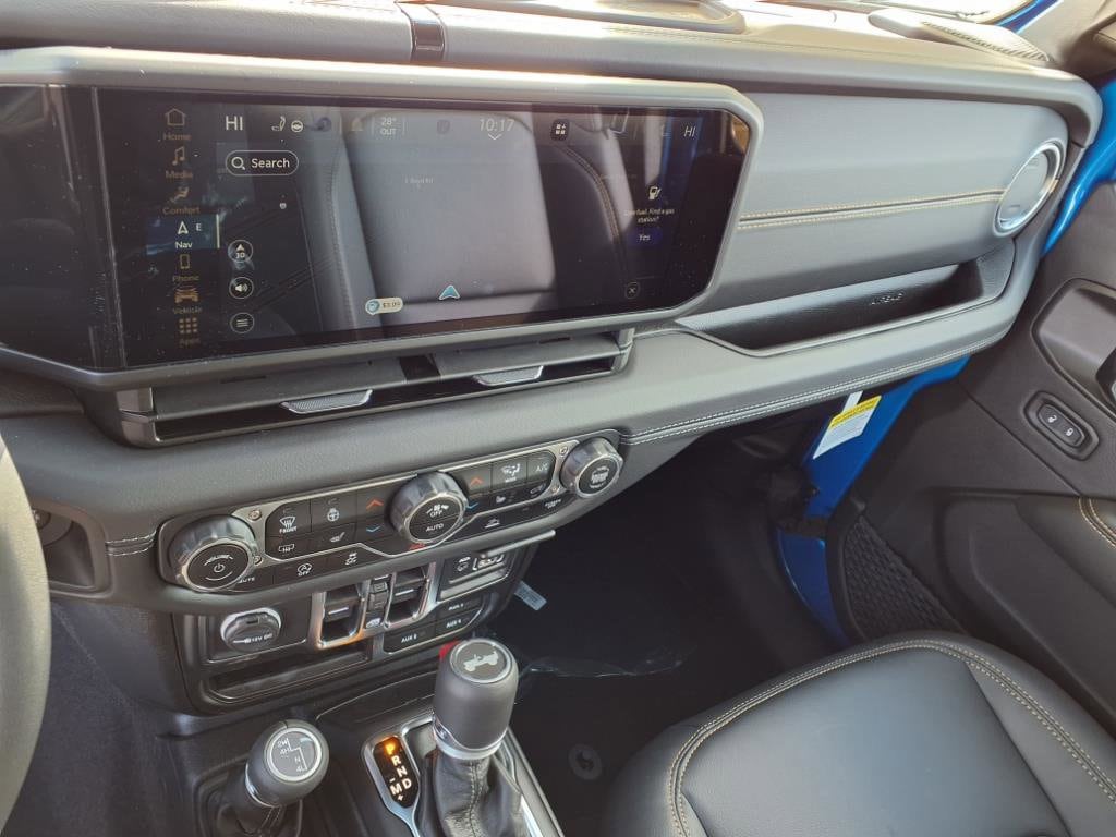 2025 Jeep Wrangler 4-Door Sahara - Photo 6