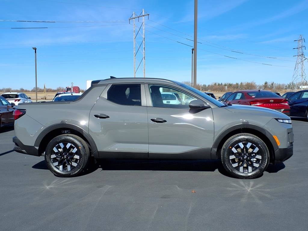 Used 2025 Hyundai Santa Cruz SEL Activity Truck Crew Cab