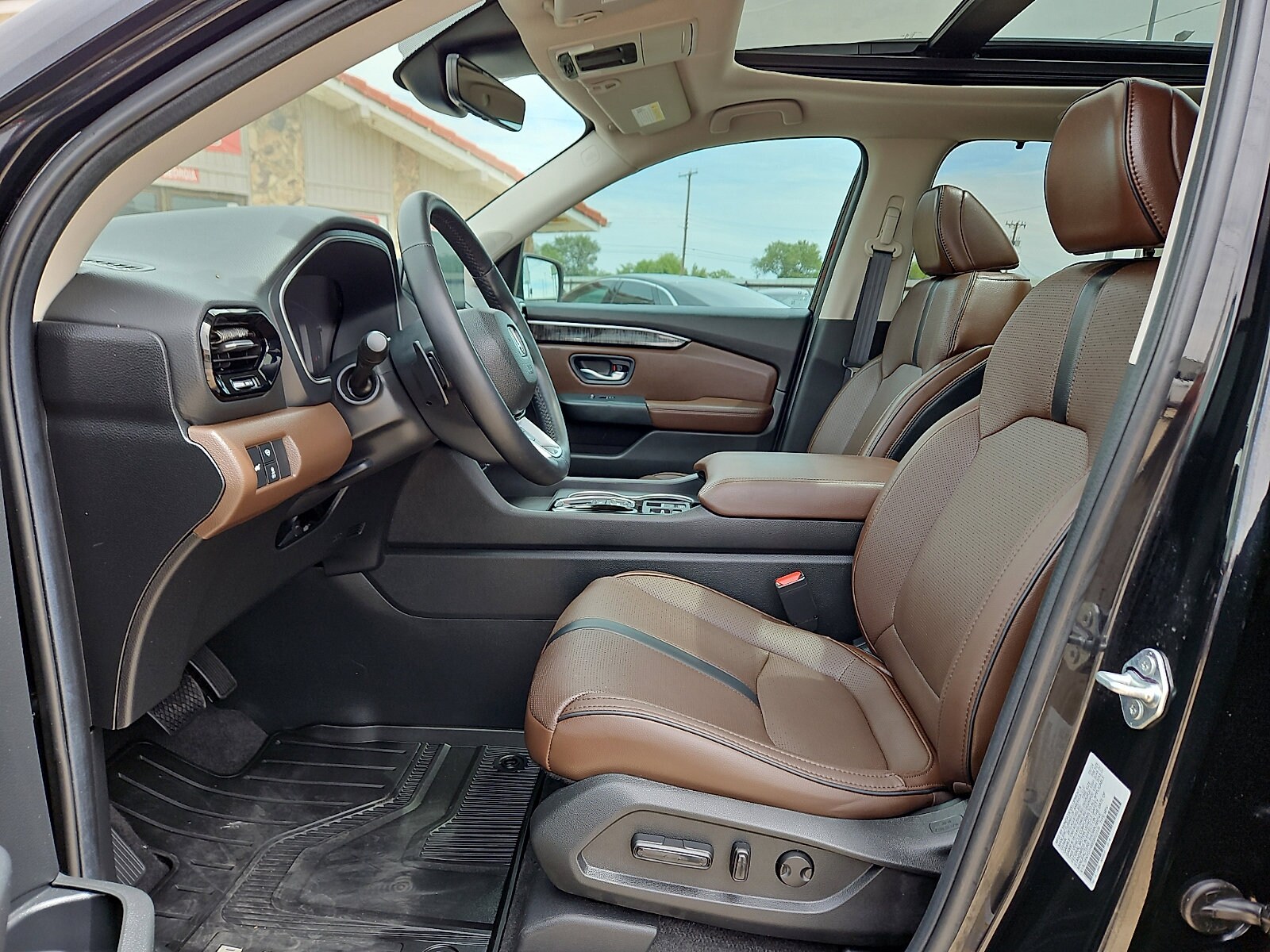 2025 Honda Pilot Elite - Photo 12