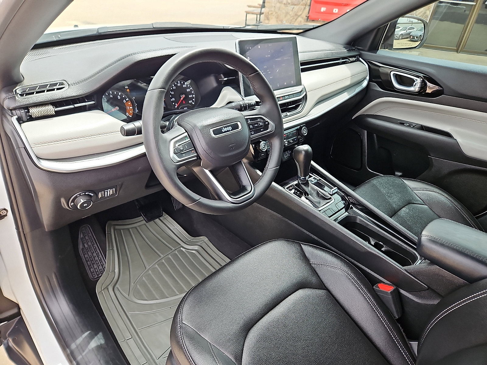 2025 Jeep Compass Limited - Photo 10