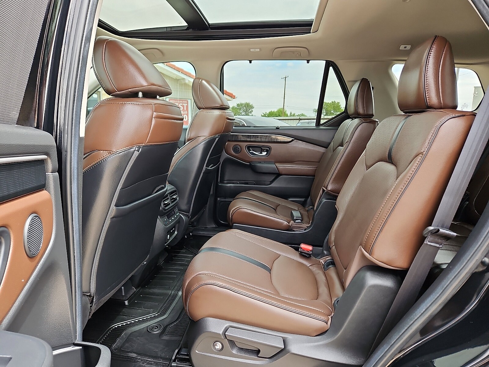 2025 Honda Pilot Elite - Photo 11