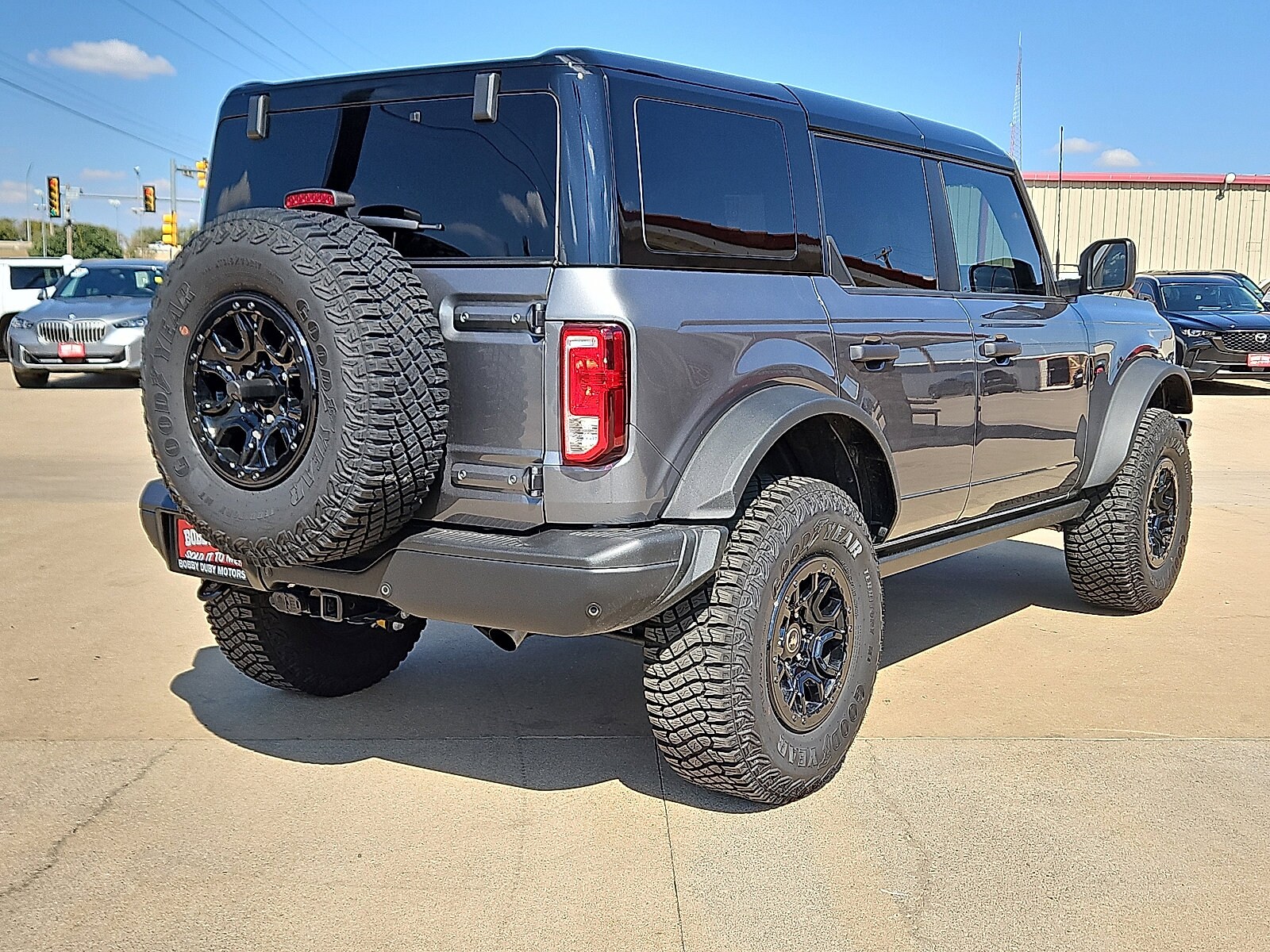 2024 Ford Bronco Black Diamond photo 3