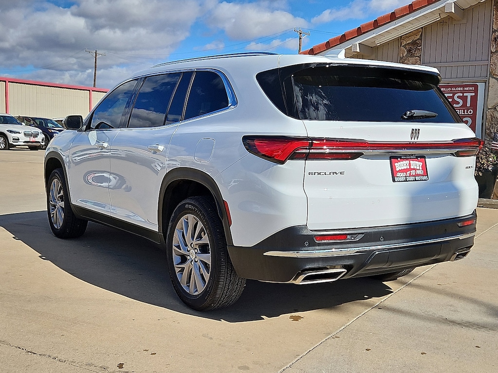 2025 Buick Enclave Preferred photo 2