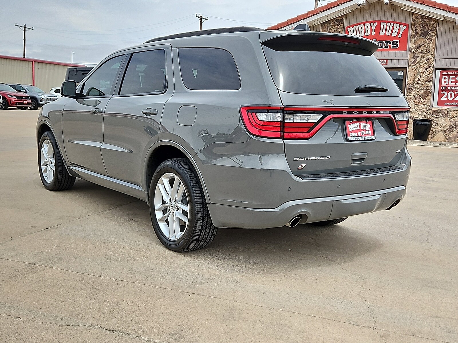 Vehicle Image 2