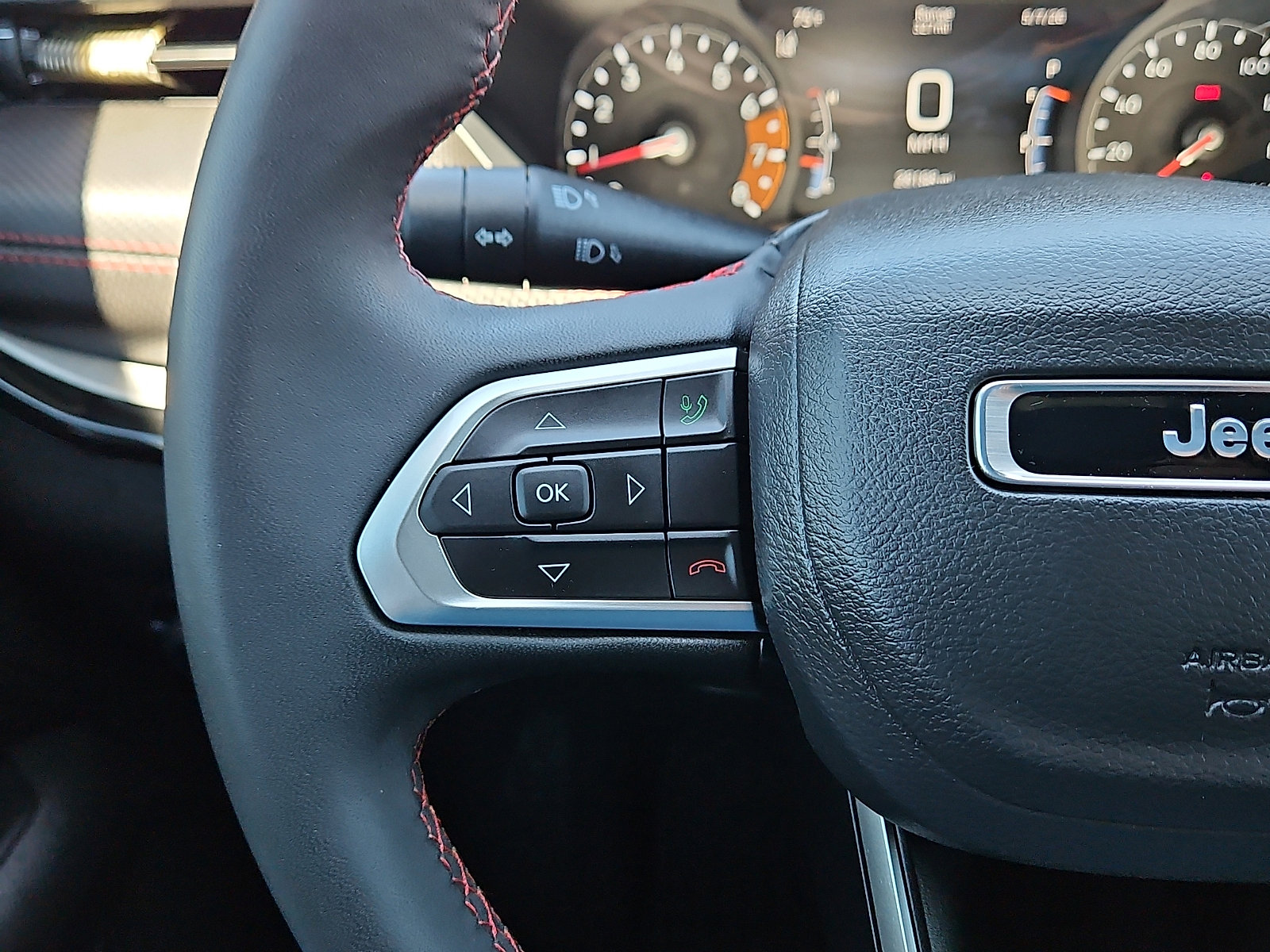2025 Jeep Compass Trailhawk - Photo 16