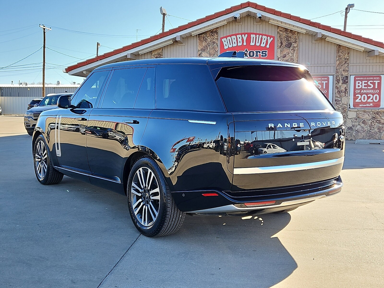 2023 Land Rover Range Rover Autobiography photo 2