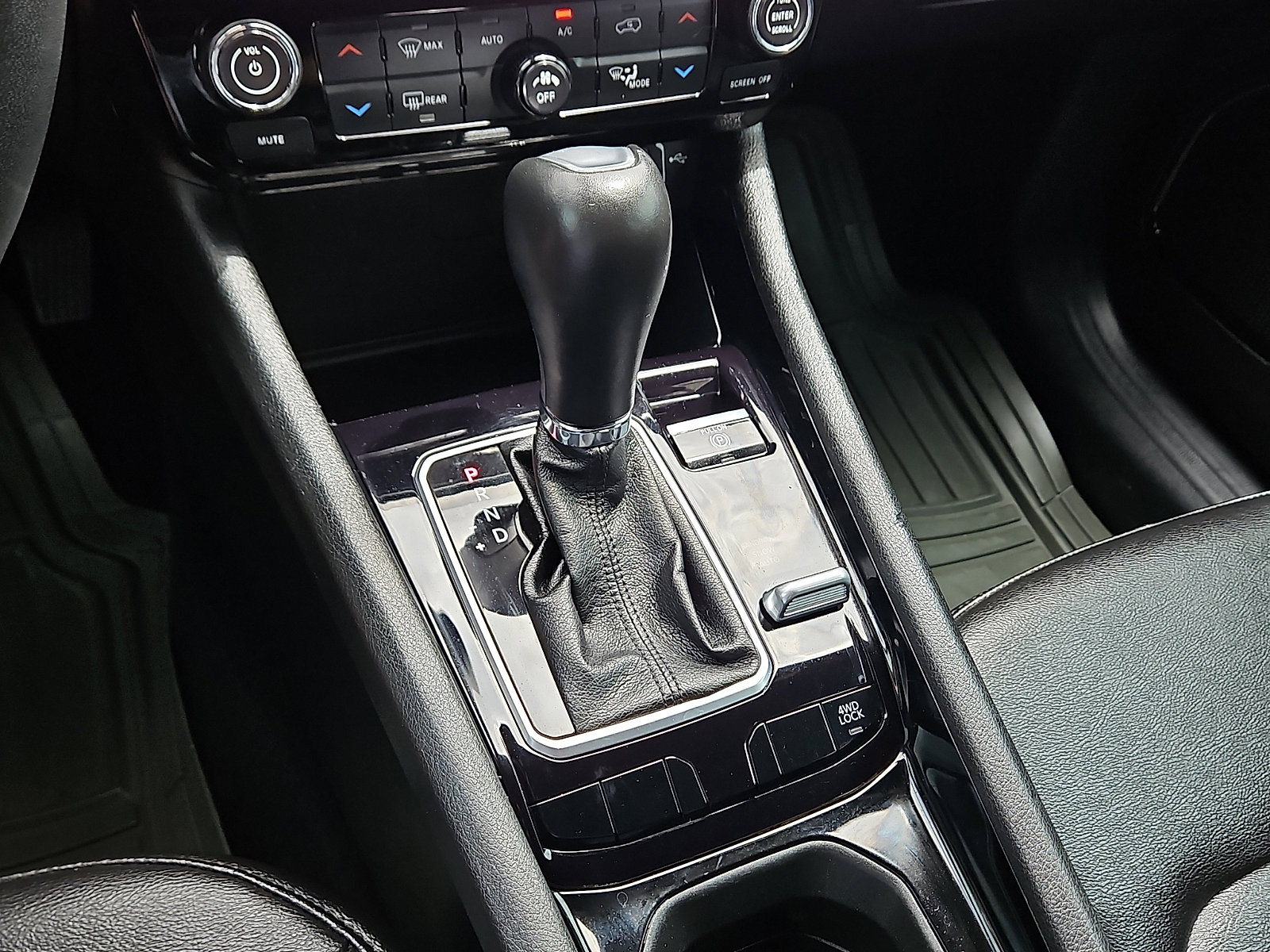 2025 Jeep Compass Limited - Photo 12