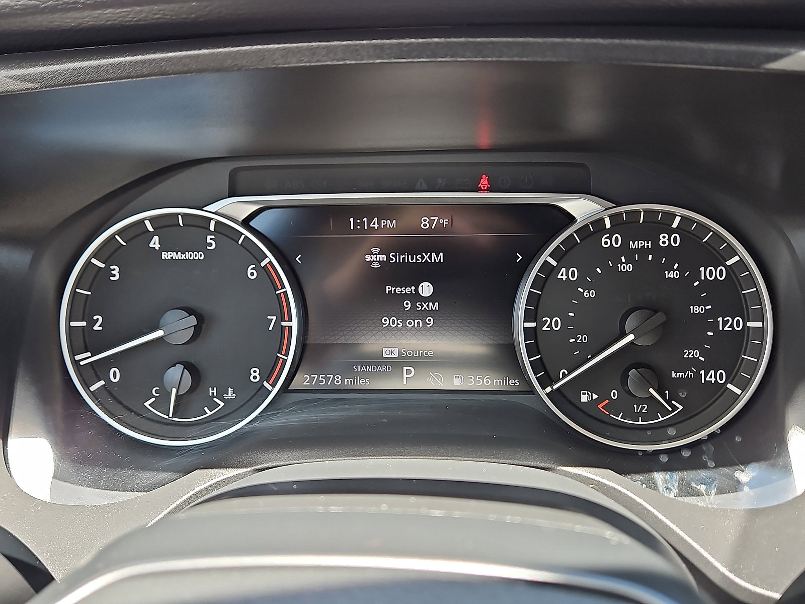 2025 Nissan Rogue SV - Photo 18