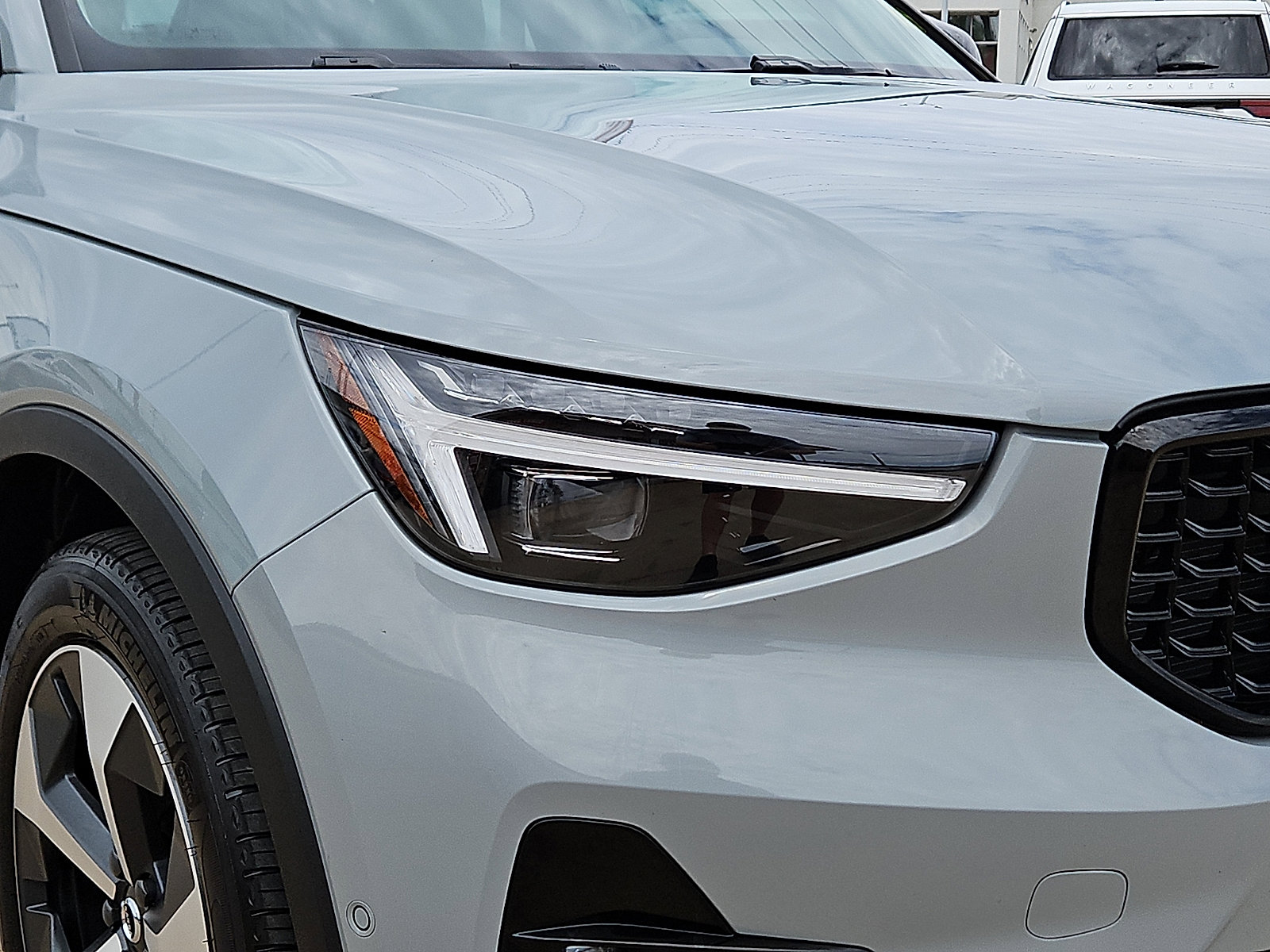 2026 Volvo XC40 Plus - Photo 6