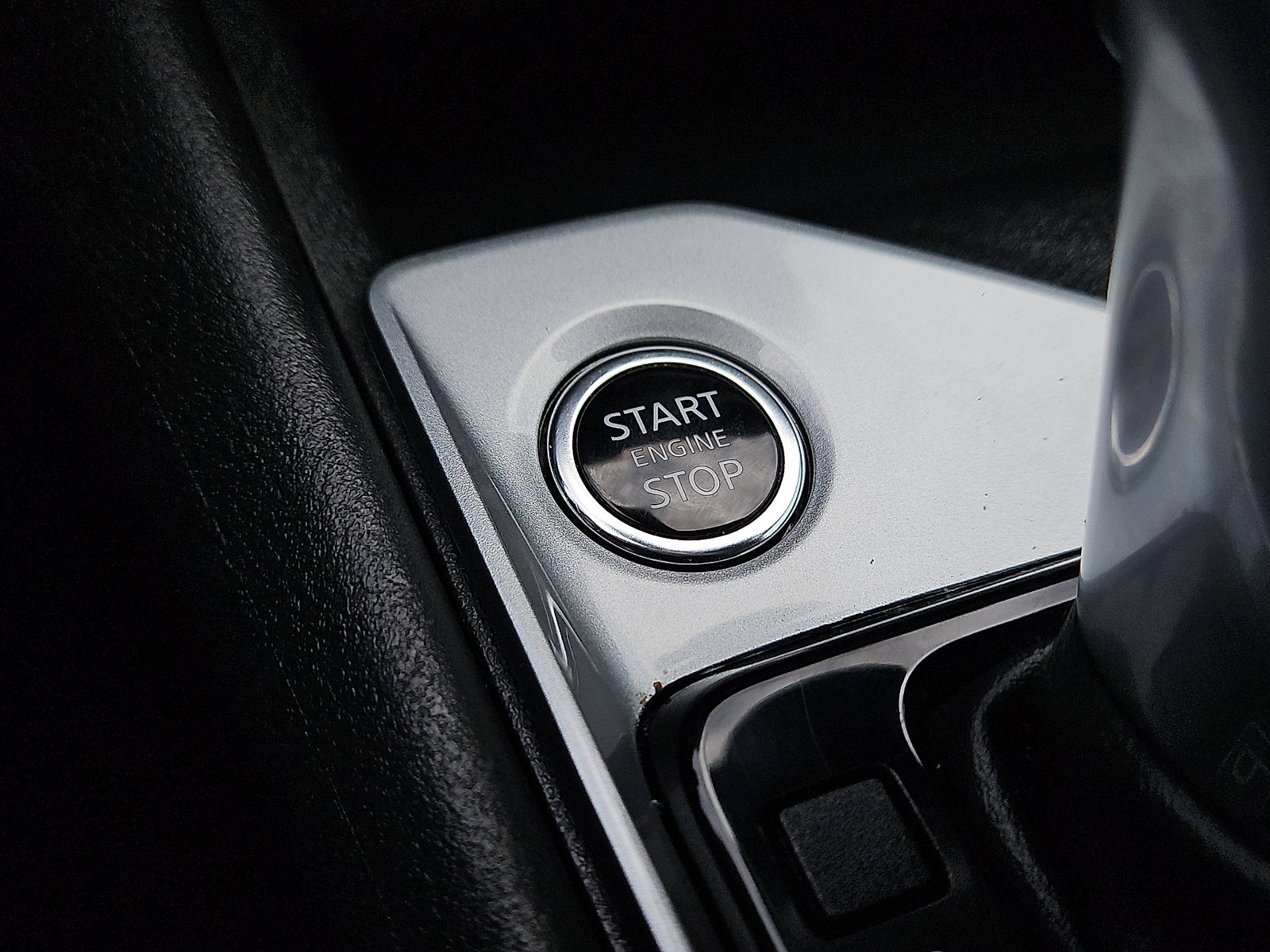 2025 Nissan Altima SV - Photo 16