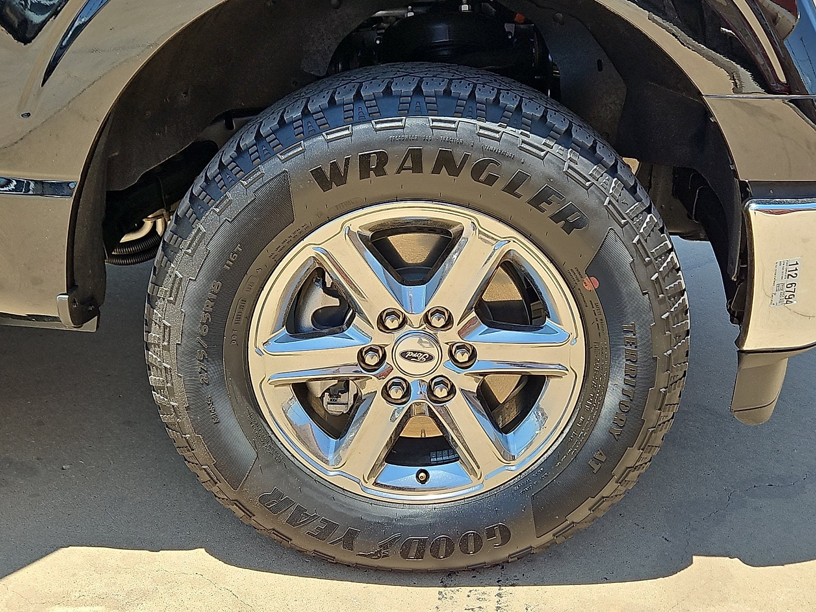 2025 Ford F-150 XLT - Photo 5