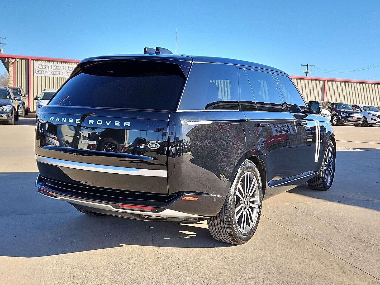 2023 Land Rover Range Rover Autobiography photo 3