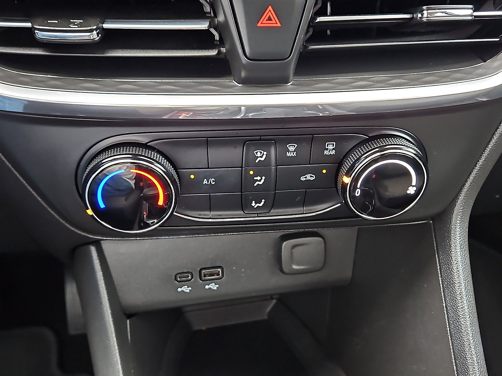 2025 Buick Encore GX Preferred - Photo 15