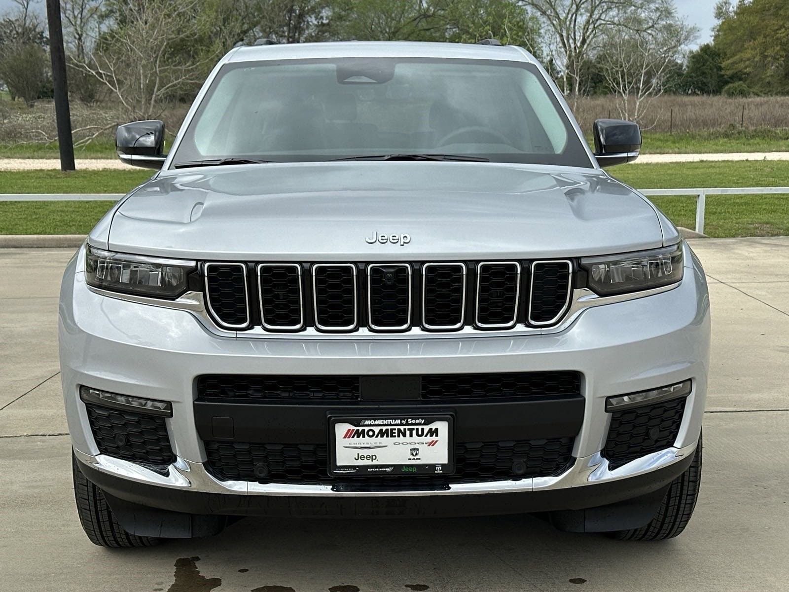 Used 2024 Jeep Grand Cherokee L Limited with VIN 1C4RJKBG1R8922043 for sale in Sealy, TX