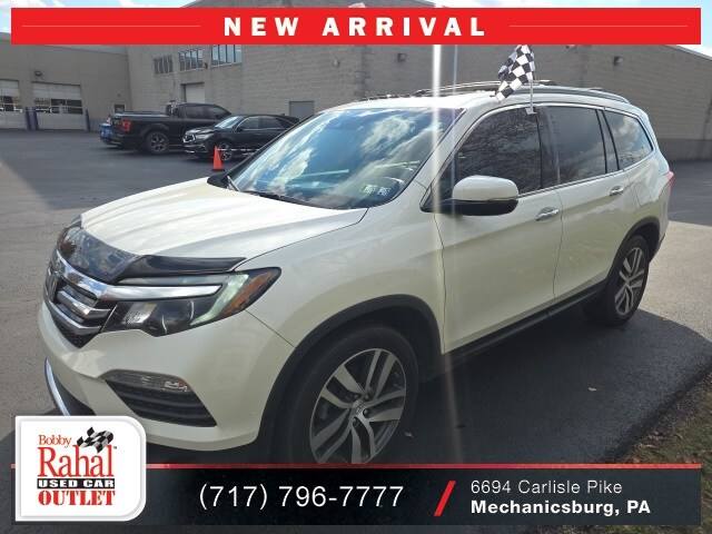 2018 Honda Pilot Touring photo 2